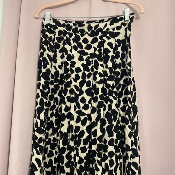 H&M skirt - Picture 2 of 4